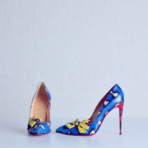 Christian Louboutin blue and yellow snake-skin heels. Size 40. Unworn